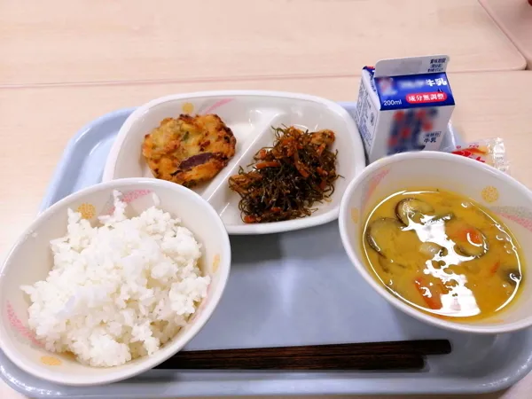 学校給食