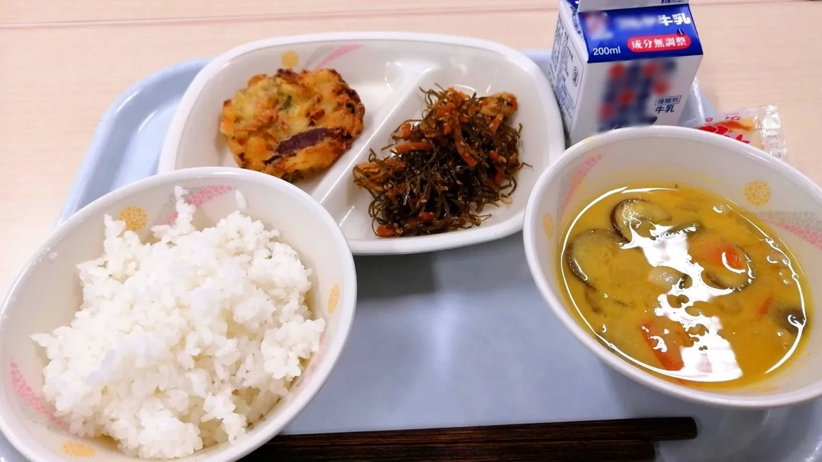 学校給食